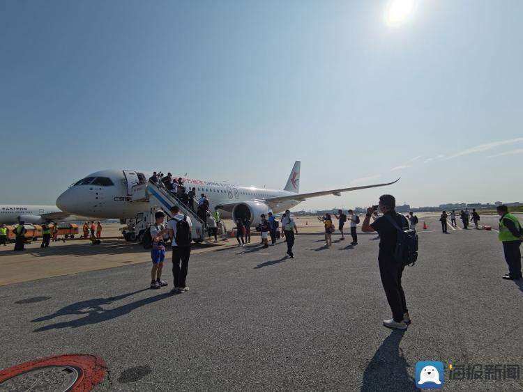 C919常态化运行首日:航班满客、有乘客当日往返沪蓉只为体验