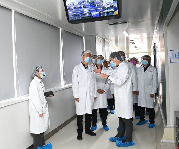 韩金峰调研督办重点代表建议