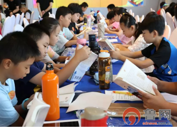 8月25日 2019山东少年马拉松阅读大赛总决赛选手齐聚济南展开“巅峰对决”