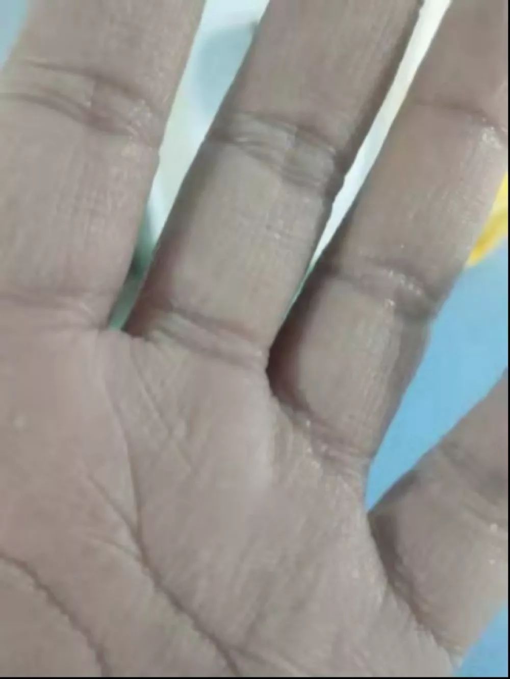 心疼！致敬前方的你