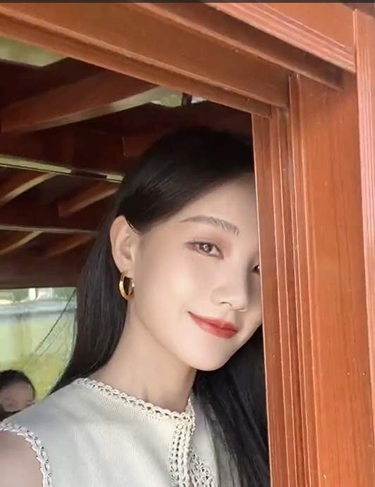 演员李一桐，在家乡济南打卡，刷屏了