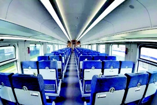 青岛首次开行动卧列车 “夕发朝至”一觉到杭州
