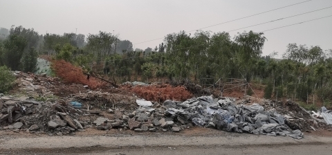 【啄木鸟在行动】章丘区翟家庄附近渣土堆积