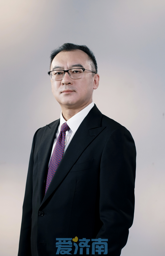 银丰地产集团董事长李斌：做好企业本身，与城市共美好