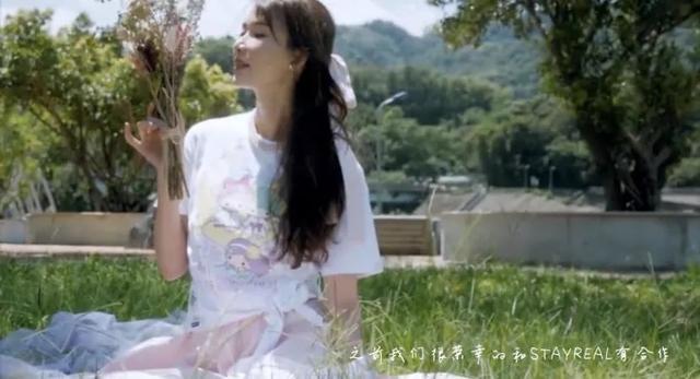 姐姐|林志玲婚后还凹少女感，踩高跟拍写真蹦蹦跳跳，脸却僵了