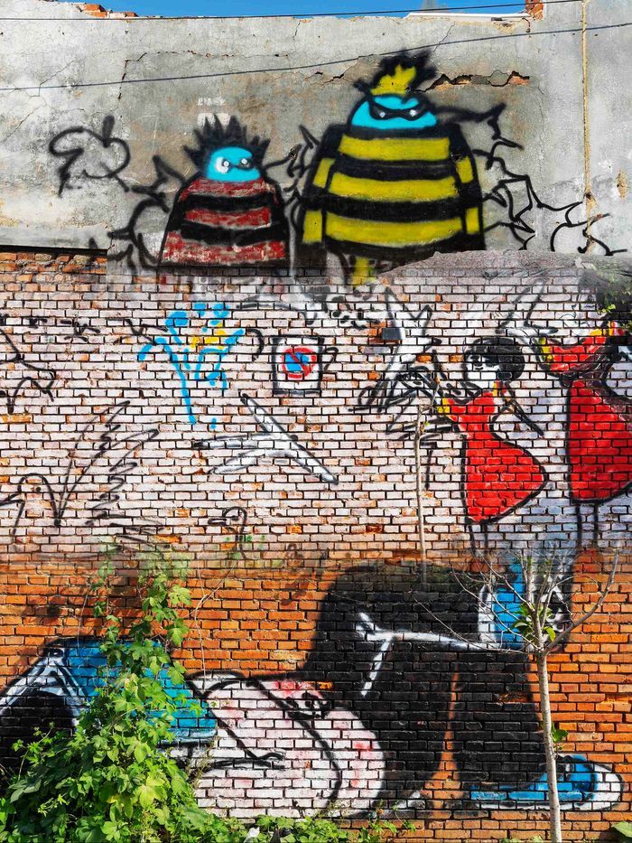 红场1952：济南废弃老厂房，成了涂鸦的欢乐场