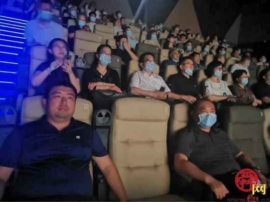 济南市应急管理局组织党员干部观看电影《郭富山》