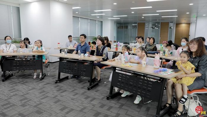 “小画笔绘出奇趣端午”活动颁奖仪式在济南城市发展集团举办