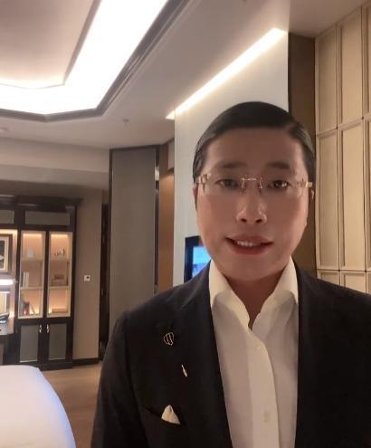 吃相过于难看！”人类高质量男性“粉丝群开始收费，包年7万5
