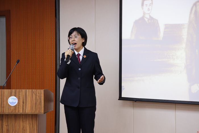 为持续深化“上一线、察实情、练本领、促发展”群众工作教育实践