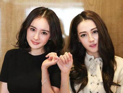 迪丽热巴道歉说了什么？迪丽热巴为什么道歉？手滑了吗？
