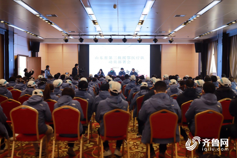 抗“疫”一线日记｜九个月的小患者，一定想妈妈了！