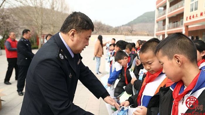 济南市水政监察支队走进水源地开展执法宣传活动