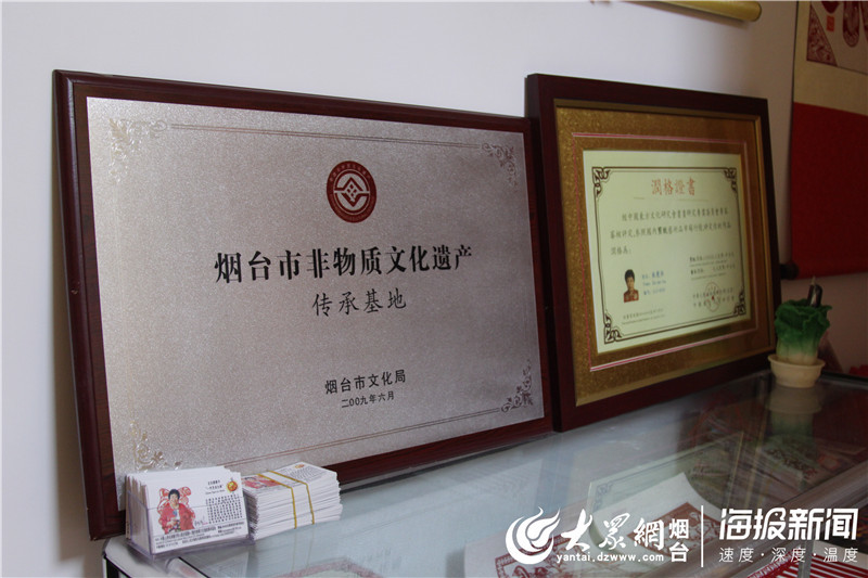 这就是山东丨剪纸大师朱曼华：一把剪刀剪出一个翩翩世界