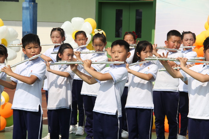 济南市师范路小学第九届“小换客易物节”开始了