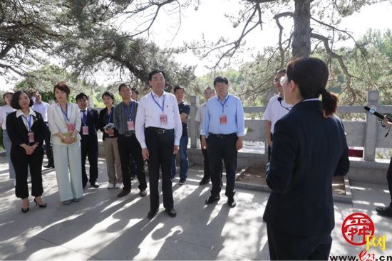 让红色文化传播有更强震撼力和冲击力 市政协围绕弘扬济南红色文化开展现场商量