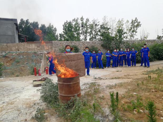 实景演练 实地整改 深入基层——济南市“安全生产月”走向深入