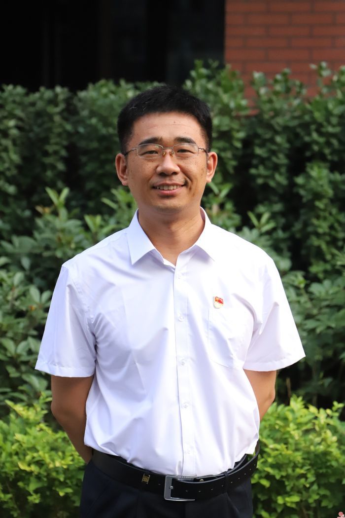 天桥区宝华中学张棓彦：一身正气为人师  克已奉公育桃李