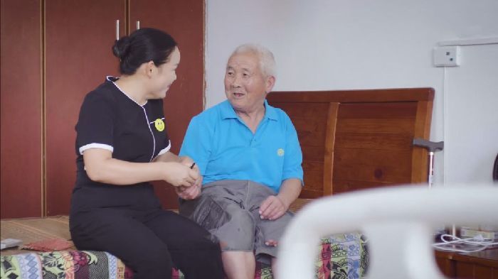微视频｜养老护理员的一天
