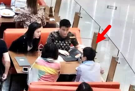 何猷君带奚梦瑶见家长 陪四太吃饭相谈甚欢 嫁入豪门指日可待