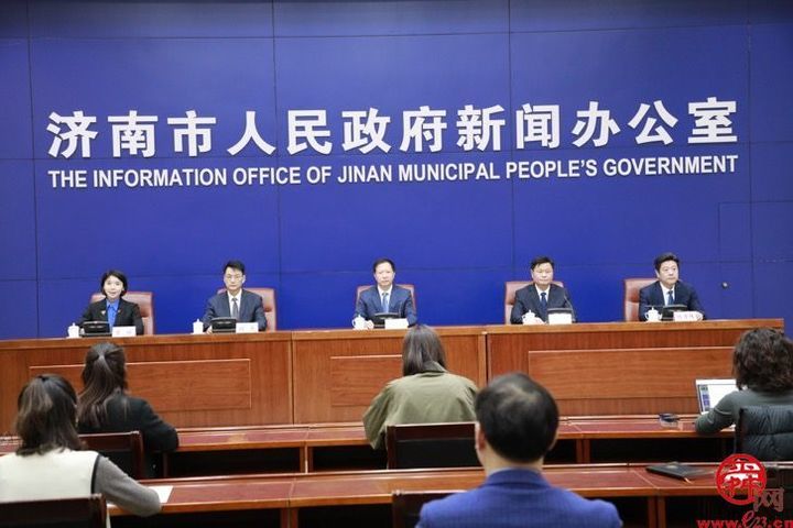 市民可通过“济南掌上城管”小程序参与城市管理