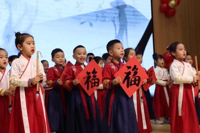 槐荫区清逸幼儿园举办第二届新年音乐节