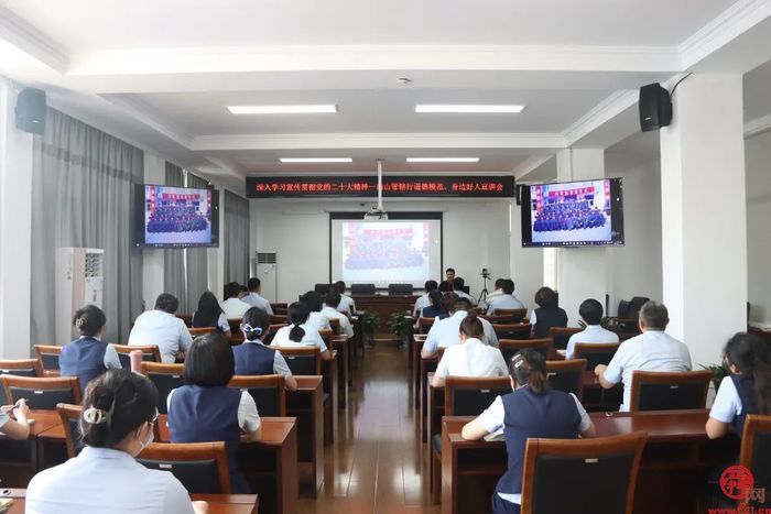 “小马扎”进企业，仲宫街道讲述好人事迹，传递正能量