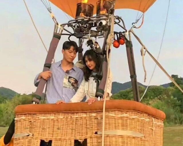 张恒被曝节目中向郑爽求婚 节目组回应:没有求婚环节