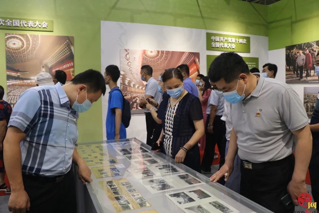 济南仲裁办组织参观济南市庆祝中国共产党成立100周年主题展览