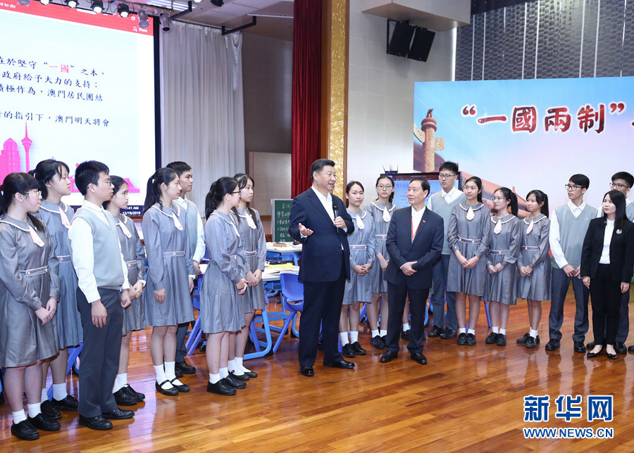 2019习近平地方考察的温情瞬间