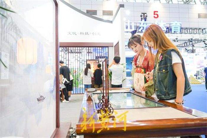 打开传统文化的“时代密码”，来文博会体验数字上的琴棋书画