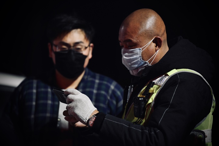 「济南时报」景深丨守护济南防疫的第一道防线