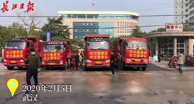 今日元宵节，我们想讲15个关于家的故事