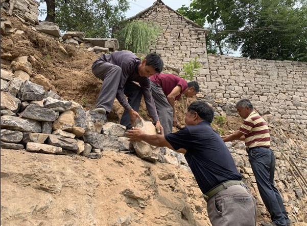 党员带头、群众参与 官庄街道开启党建引领下的乡村振兴新模式