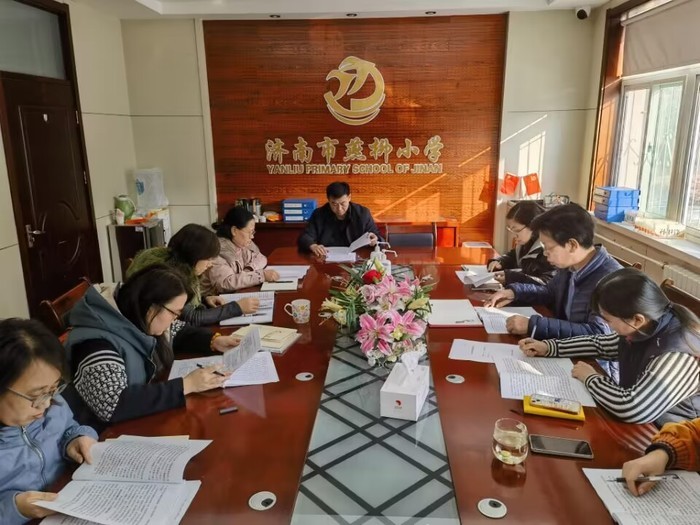 人人做安全的第一责任人！济南市燕柳小学为学生织就阳光安全网