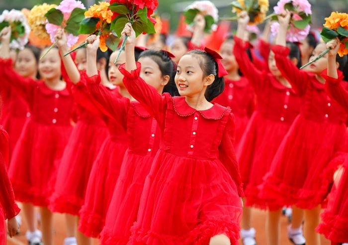 别眨眼！市中学子大片“上映”