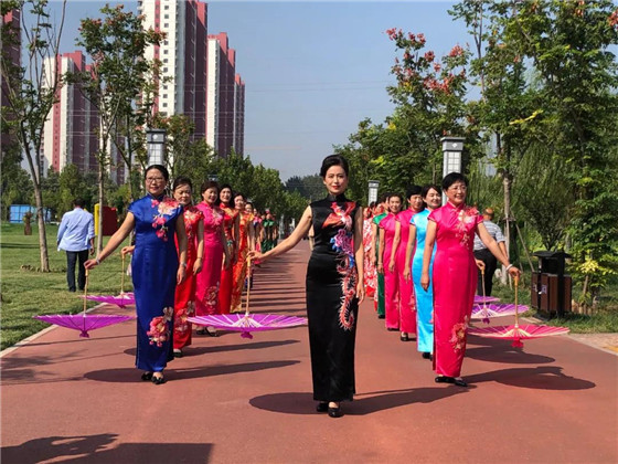 长清区举办喜迎国庆·中秋“山水长清旗袍秀”大型展演活动