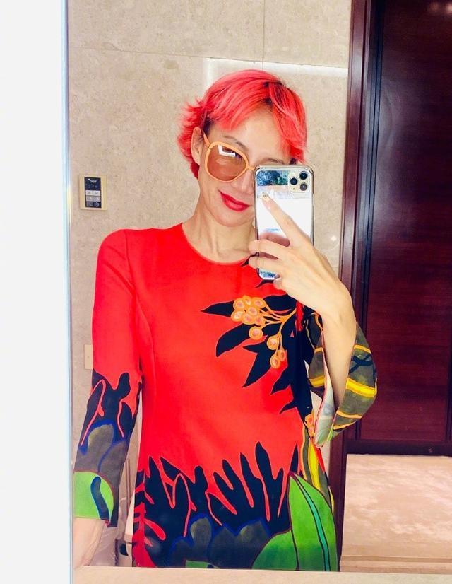 李玟发文悲观疑豪门婚姻有变|【围观吃瓜】李玟发文悲观疑豪门婚姻有变上热搜了？发生了什么