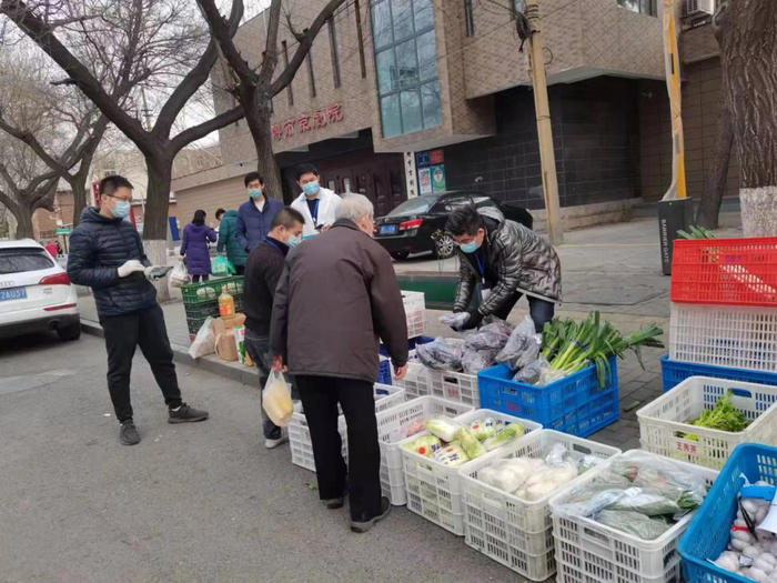 保供应，济南华联、银座、家家悦、大润发四大商超各有“高招”