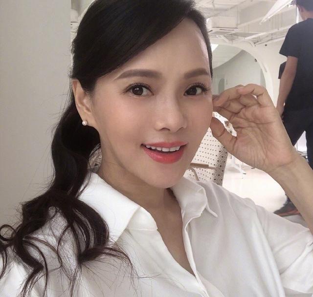 庾澄庆|前妻虐我千百遍我带前妻如初恋！庾澄庆点赞力挺伊能静博文令人吃惊！