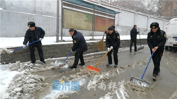 雪情就是命令丨守护安全，济南各级各部门奋斗在现场