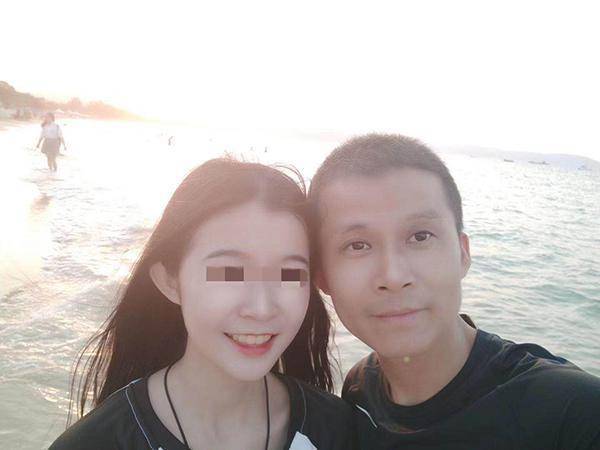 岑刚灿|【套路满满】日作诗2000首女孩卖课 她的创作才华到底怎么样?