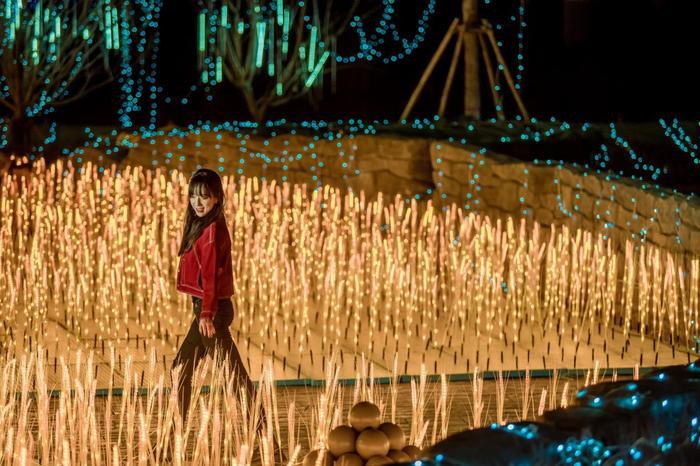 济南融创文旅城“灯光节”今晚闪耀启幕，39天持续“光宴”泉城