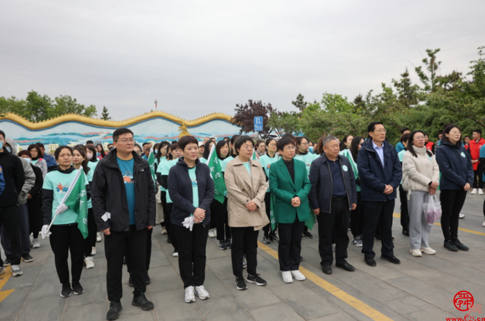 值此青春 绿动泉城 