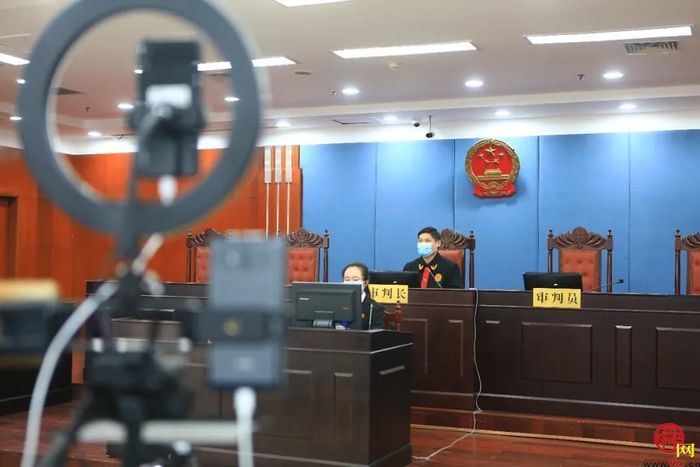 官方抖音+微博+头条 济南中院独任制审理一起交通事故责任纠纷案