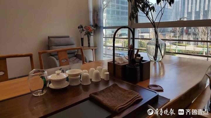 私密空间、自助泡茶……济南有了24小时共享茶室