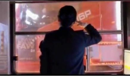 宅在家中的日子里，这13个普通人的故事，看哭了……