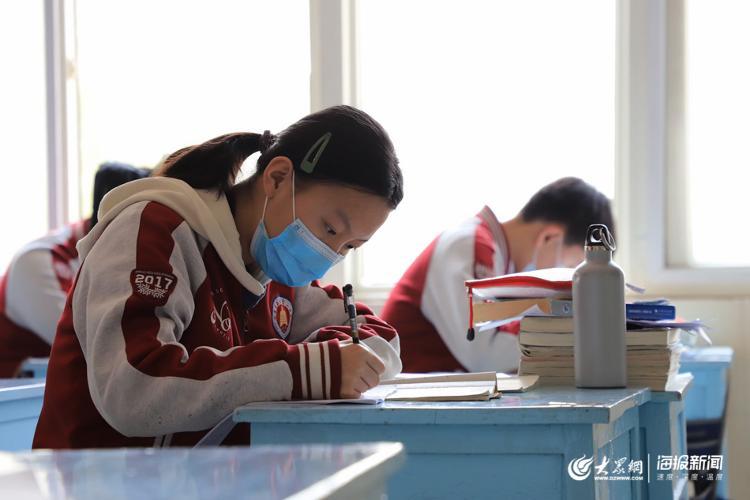 你静静学习的样子真美！山东高三学子返校第一天学得好认真