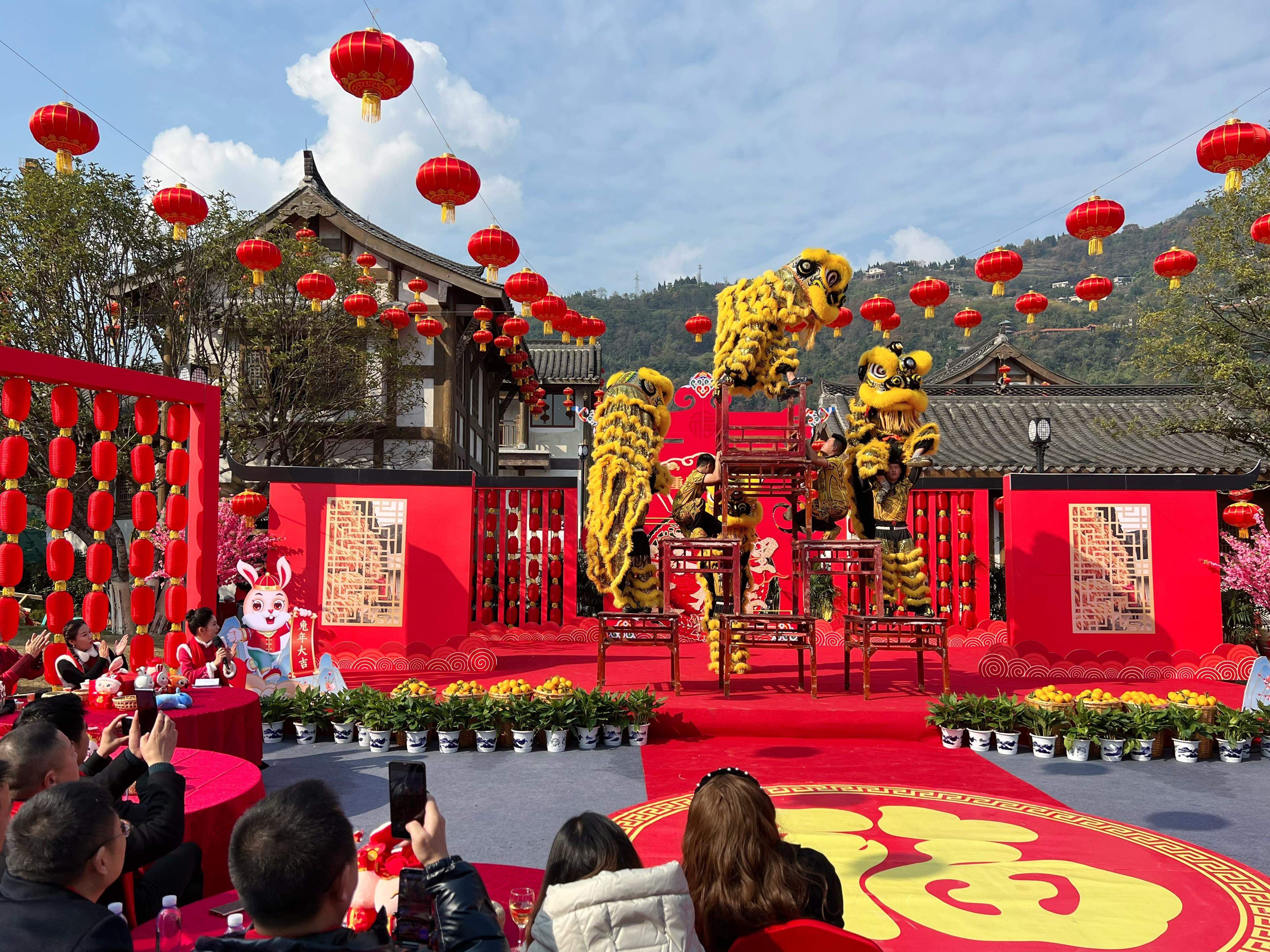 《农家院里过大年》：在乡土乡情中感受欢乐中国年