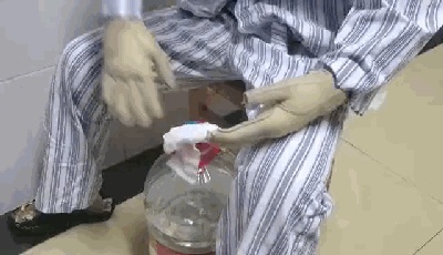 这身烧化的警服，看一次泪奔一次……这就是中国警察！